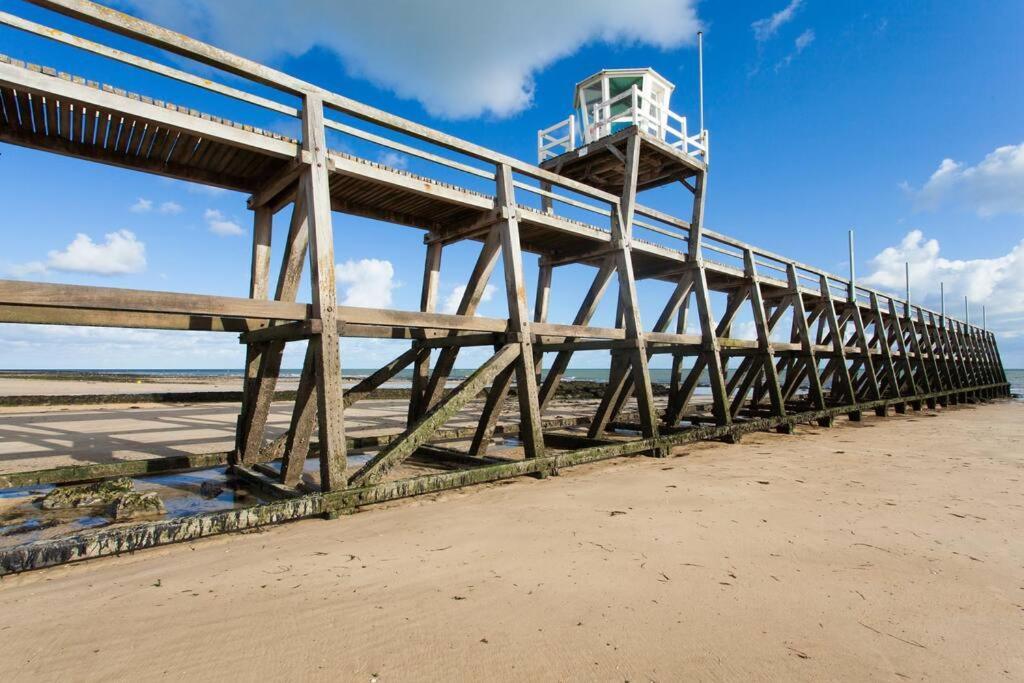 La Petite Baleine, Appt A 50M De La Plage Luc-sur-Mer Exterior foto